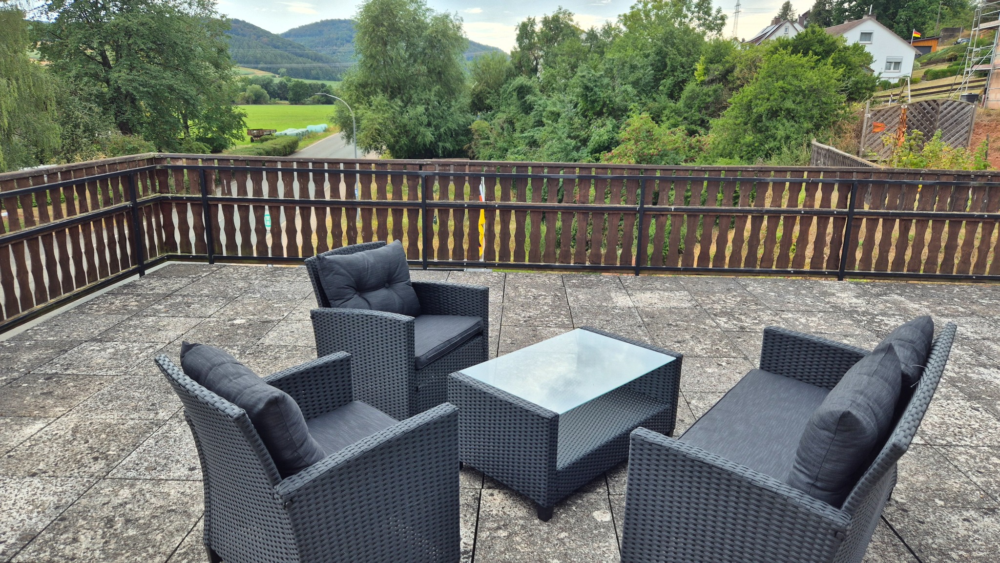 Terrasse mit Blick ins Grüne